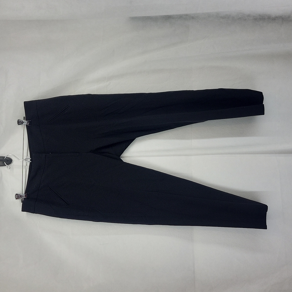 TAHARI by ARTHUR S. LEVINE Petite Black Ankle Pants